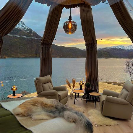 Lofoten Glampingdome Myrland Екстериор снимка