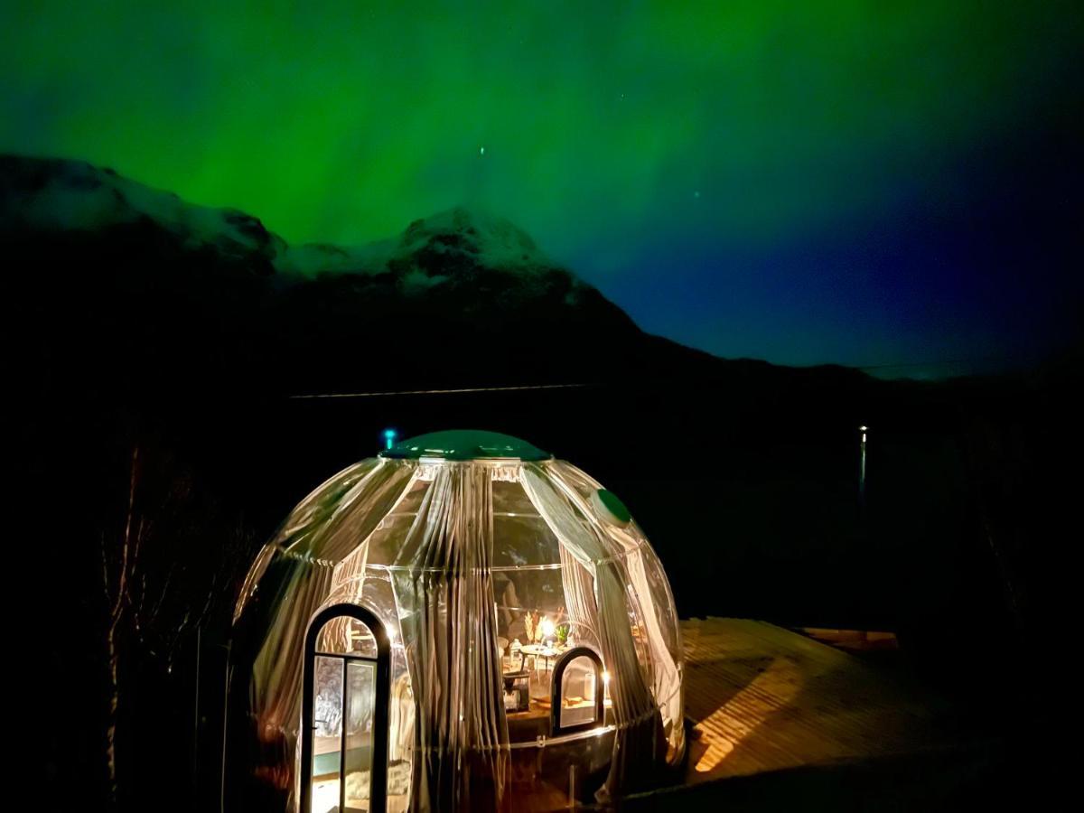 Lofoten Glampingdome Myrland Екстериор снимка