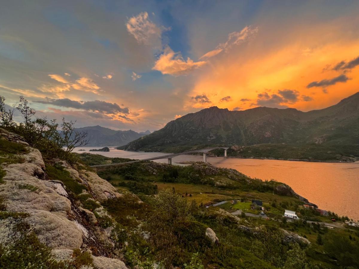 Lofoten Glampingdome Myrland Екстериор снимка