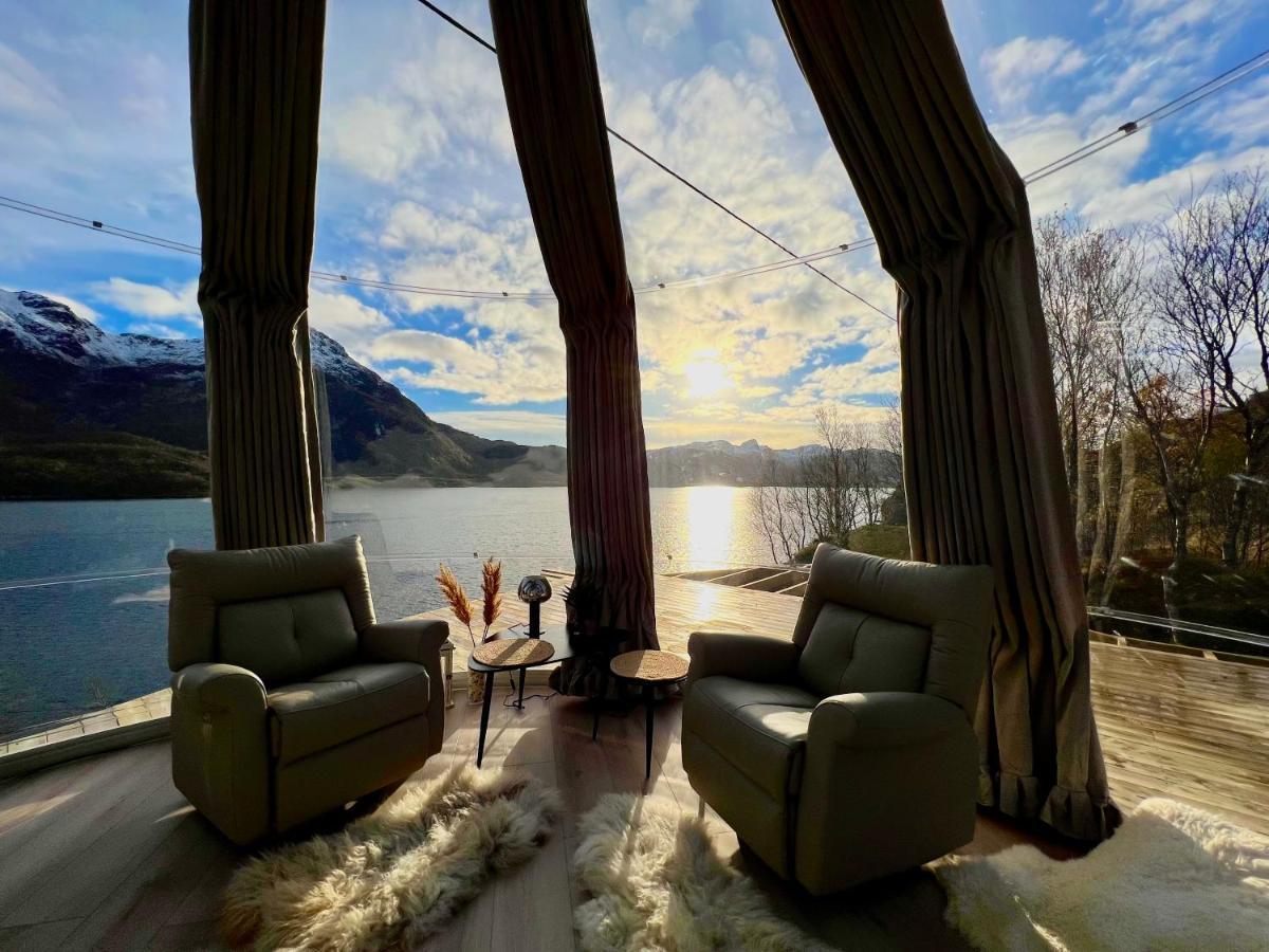 Lofoten Glampingdome Myrland Екстериор снимка