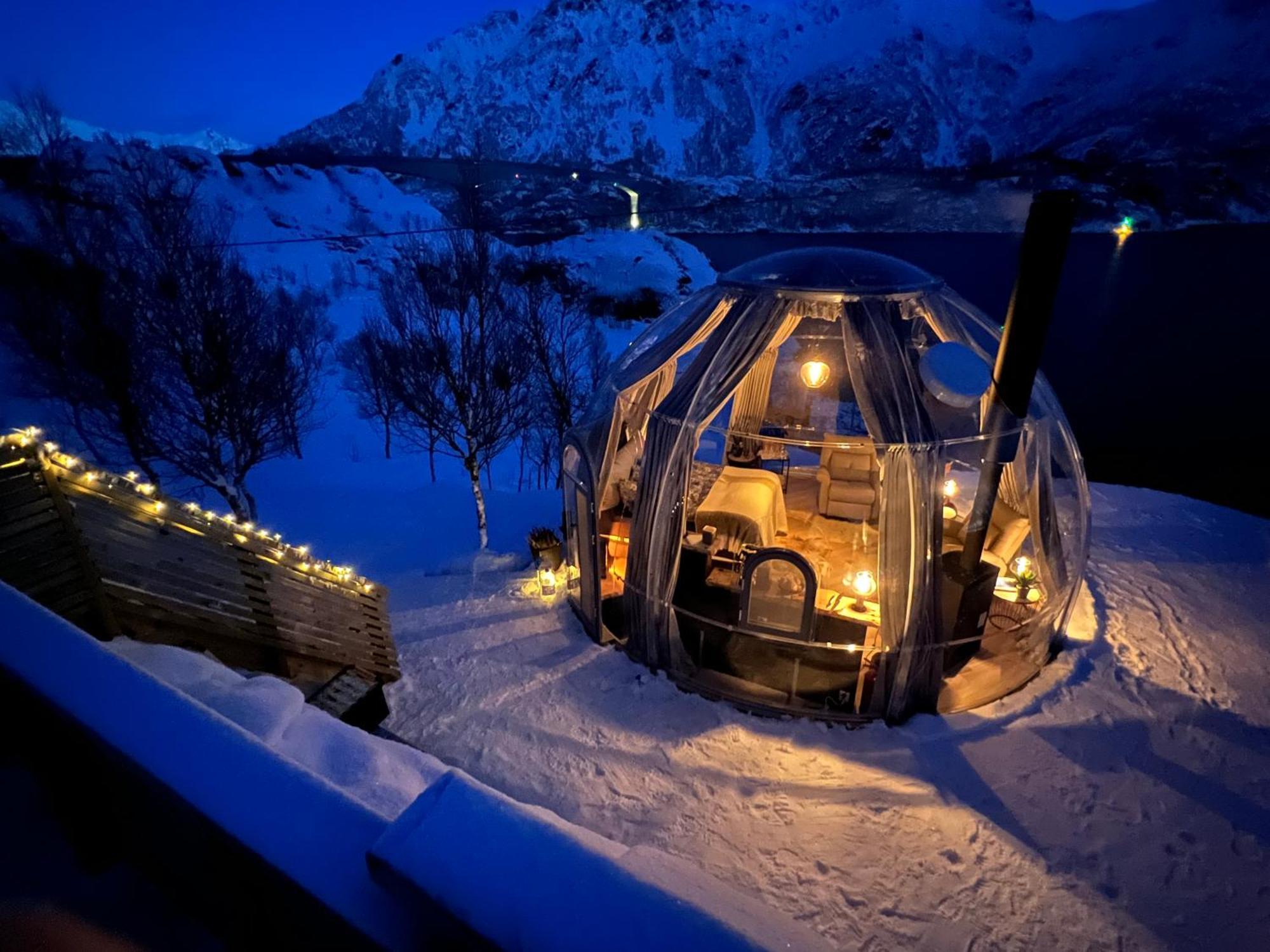 Lofoten Glampingdome Myrland Екстериор снимка
